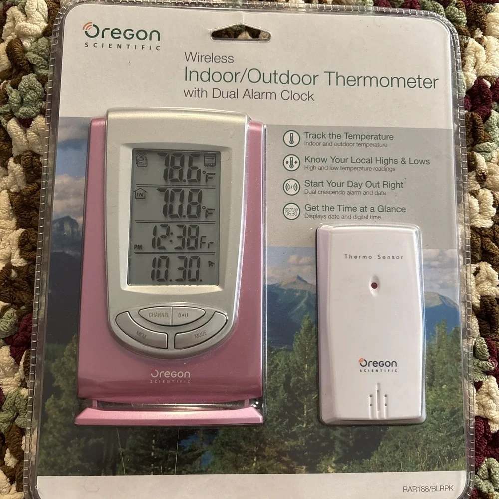 Oregon Scientific RAR188 Wireless Indoor Outdoor Thermometer Alarm Clock NEW NOS